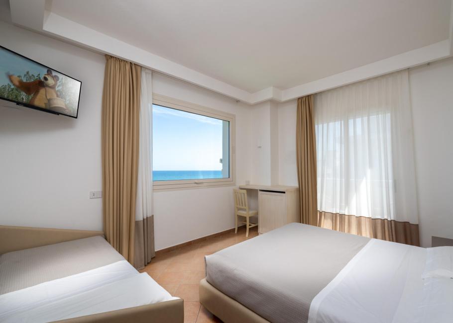 cattolicafamilyresort fr offre-speciale-debut-d-ete-a-l-hotel-a-cattolica 013