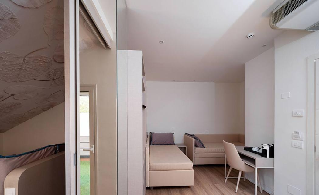 cattolicafamilyresort de zimmer 033