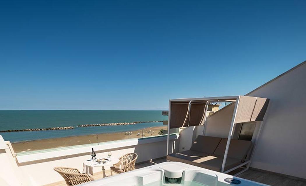 cattolicafamilyresort de zimmer 017