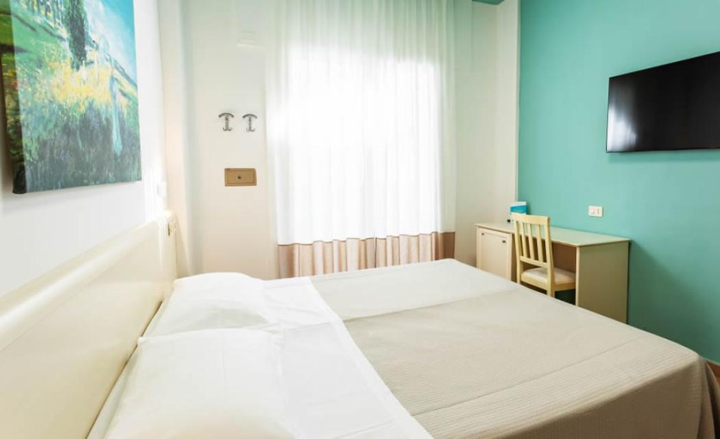 cattolicafamilyresort de zimmer 049
