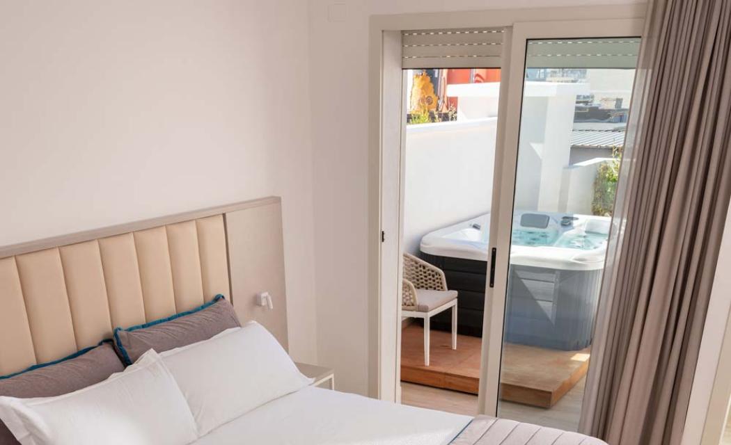 cattolicafamilyresort de zimmer 045