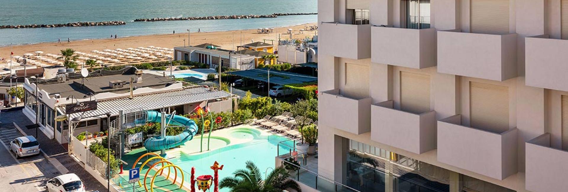 cattolicafamilyresort en late-august-in-cattolica-offer 010